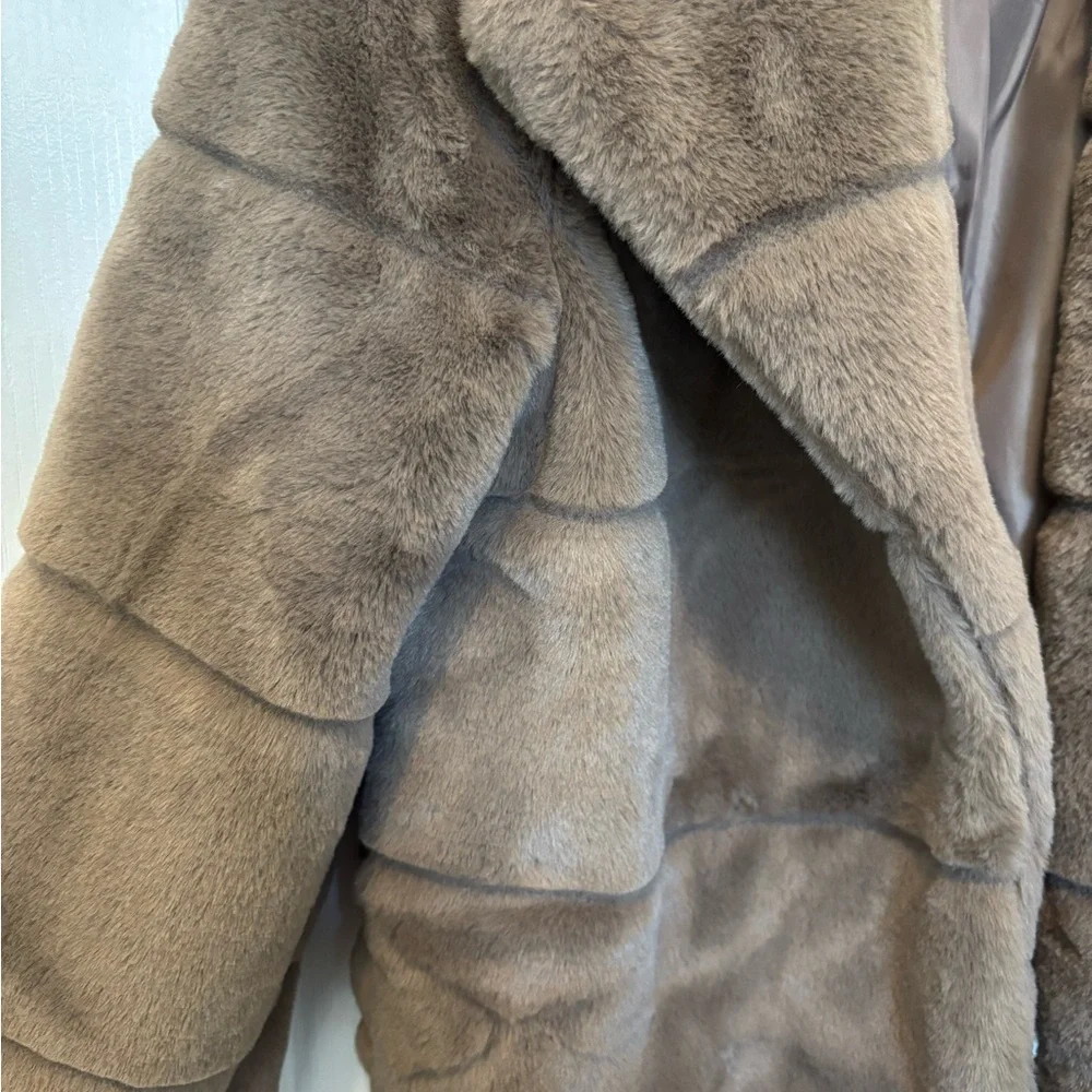 Jou Jou Juniors Tan Jacket - Picture 5 of 6